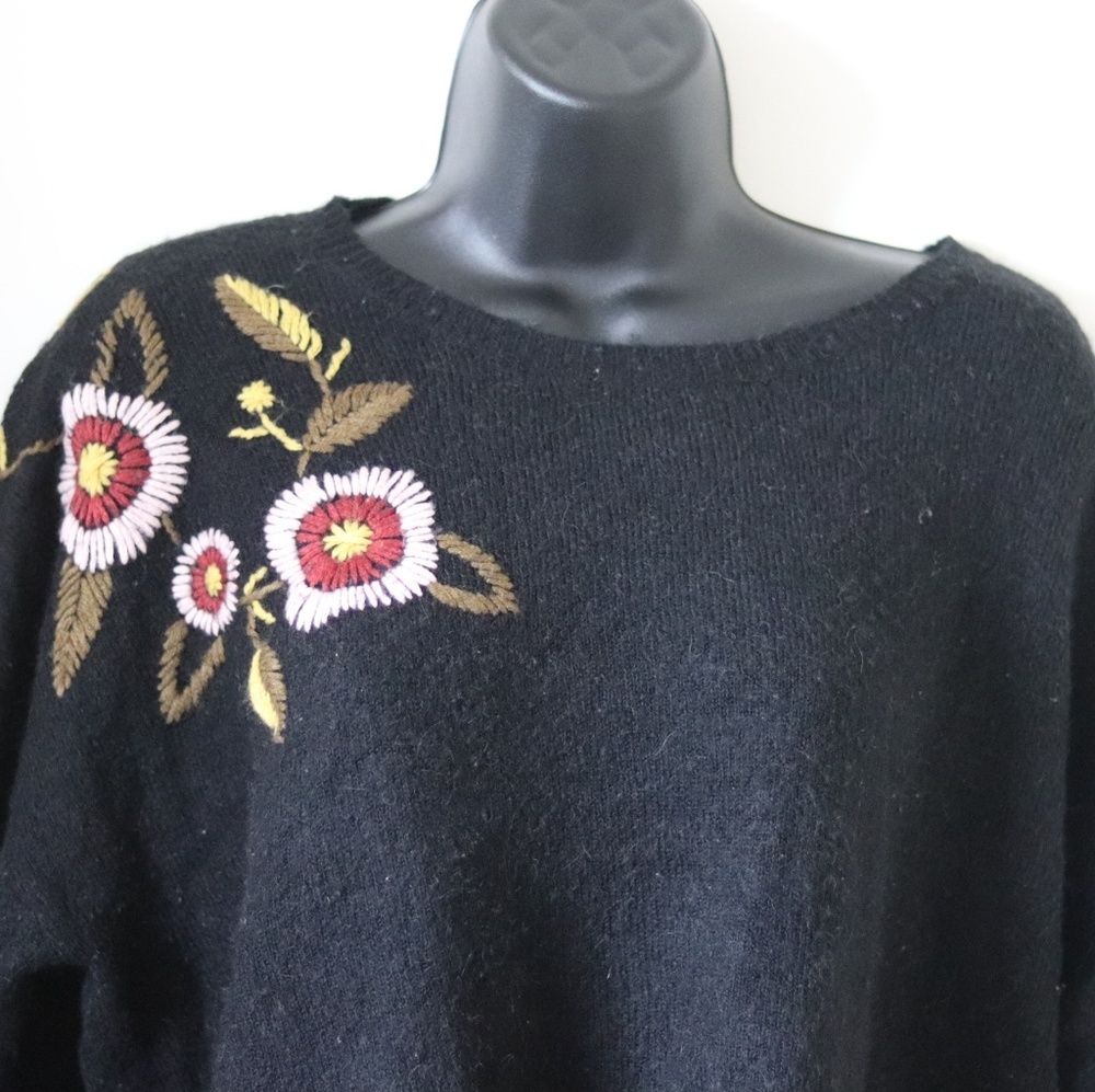 Silverflint embroidered wool blend floral sweater